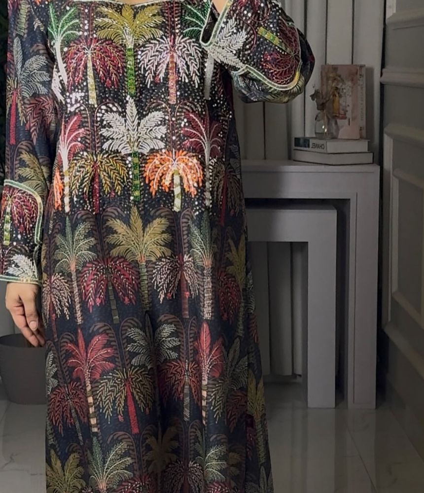 Emirati Dress _thumbnail_1