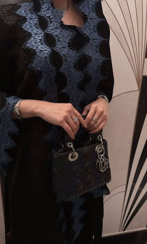 Abaya27_thumbnail_2